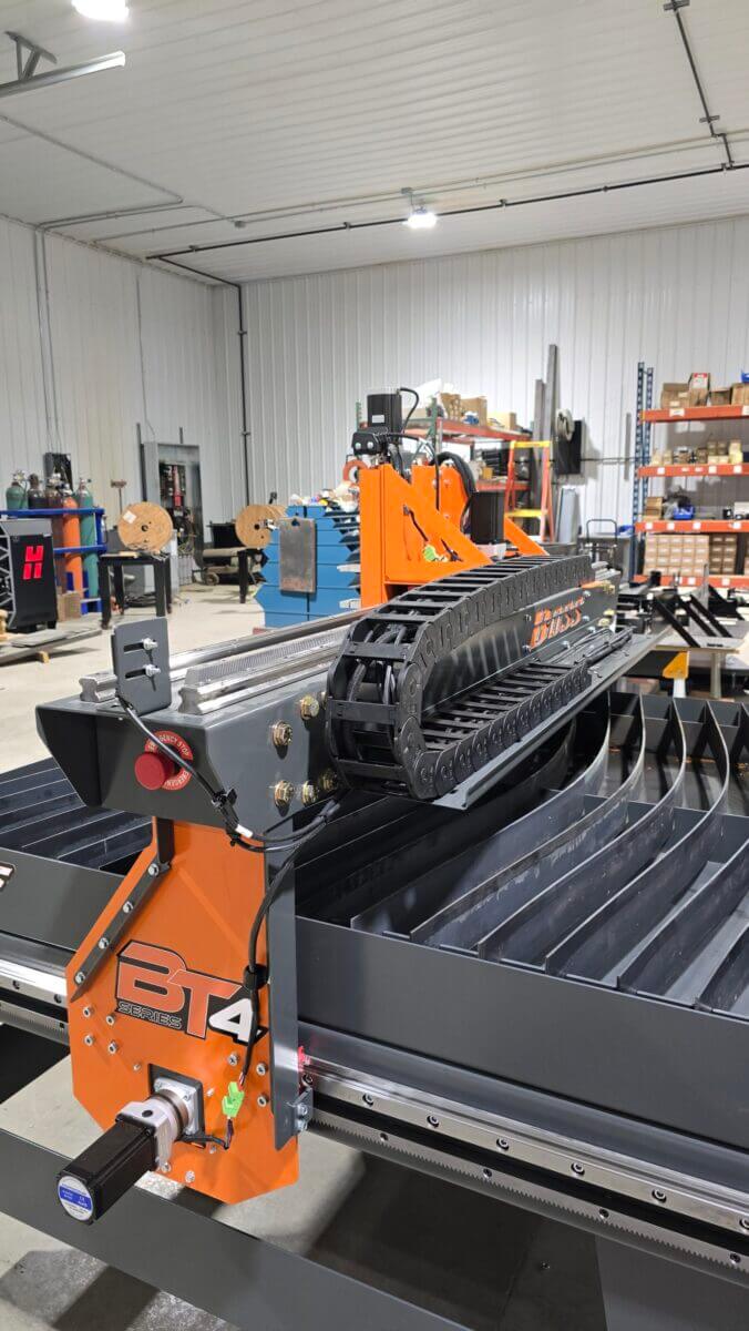 View of the X cable track on the Bolt together series table