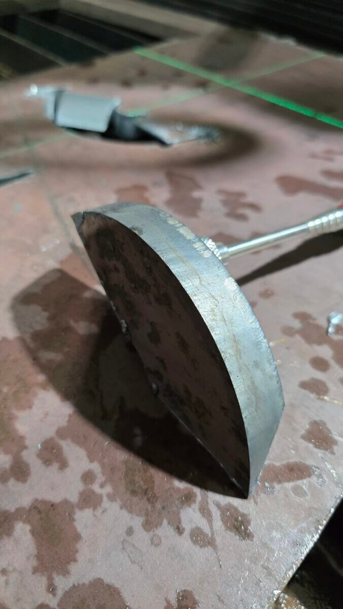 part cut on the bevel table